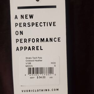 Vuori Strato Tech Polo in Oxblood Heather